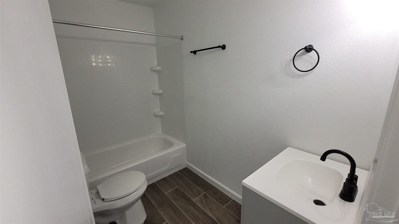 846 Esconditas Pl - Photo 7 of 18