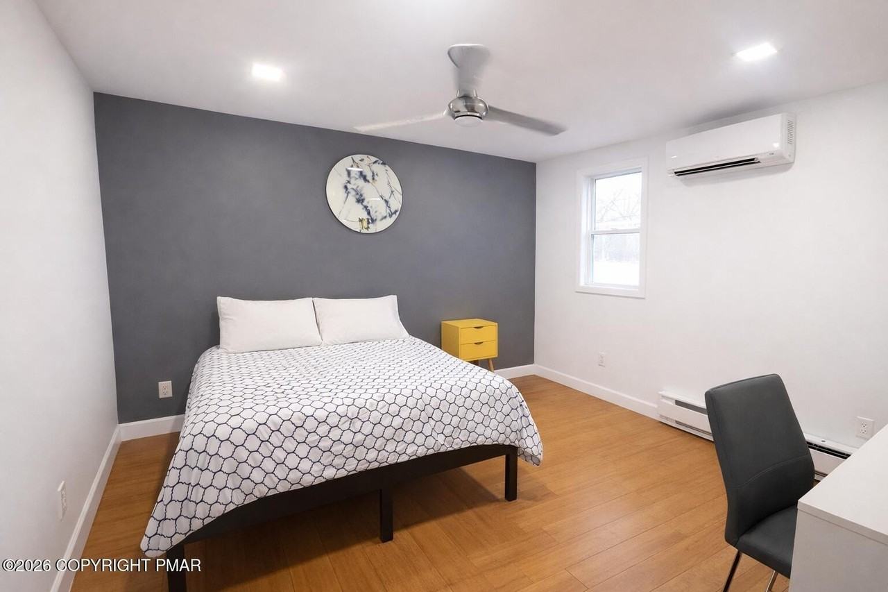 14 Middle Village Way - Photo 3 of 21