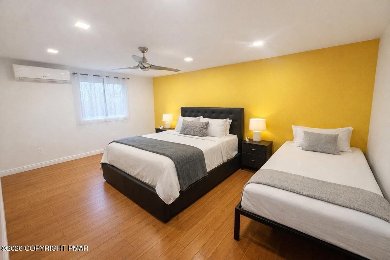 14 Middle Village Way - Photo 4 of 21