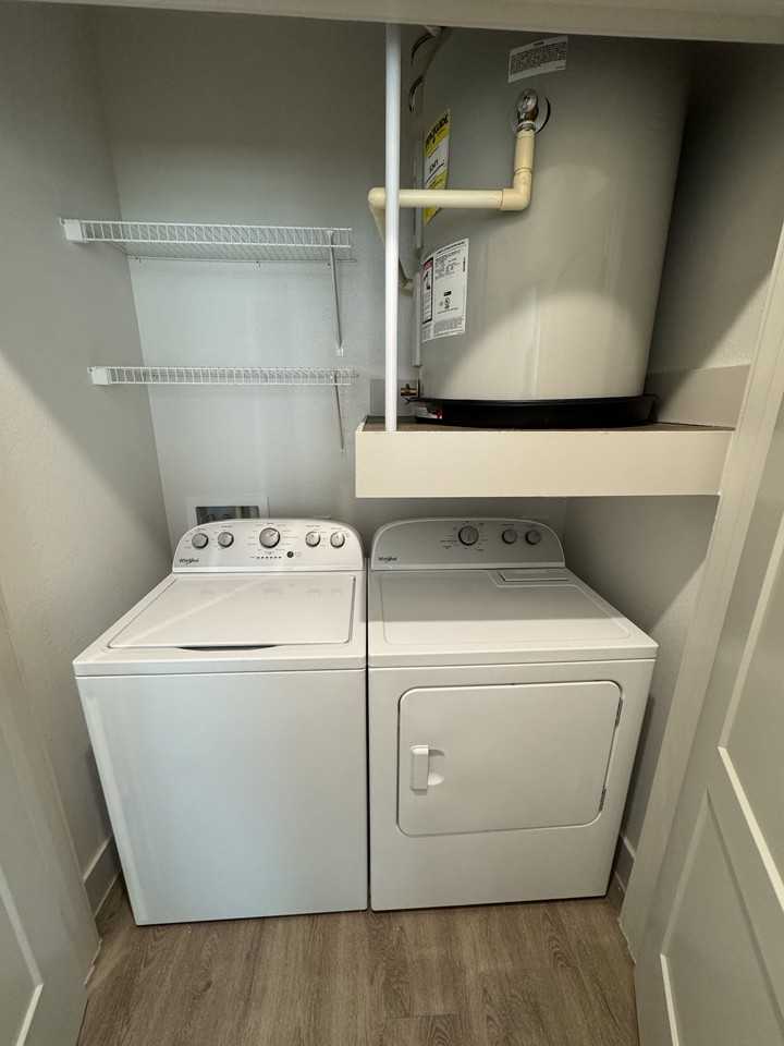 Laughlin Ln #816 - Photo 7 of 8