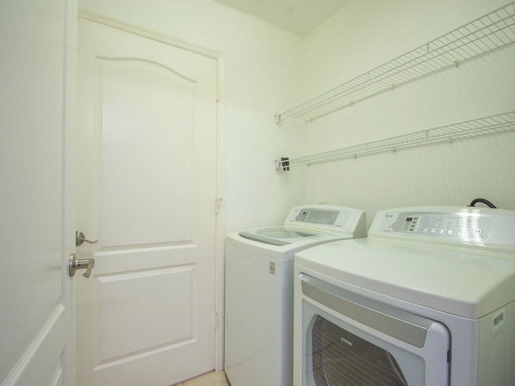 11171 Airport Dr - Photo 5 of 30