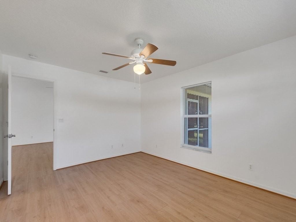 11171 Airport Dr - Photo 6 of 30