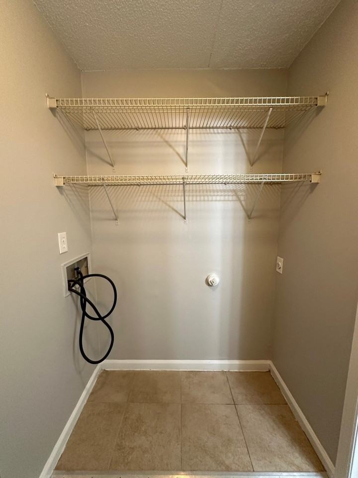 5305 Highway 58 - Photo 7 of 10