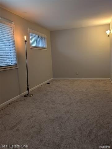 6023 N Globe St - Photo 7 of 9