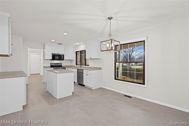 28977 Lake Park Dr - Photo 5 of 34