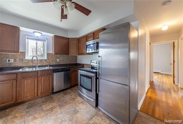 100 W Hickory Grove Rd #B3 - Photo 4 of 11