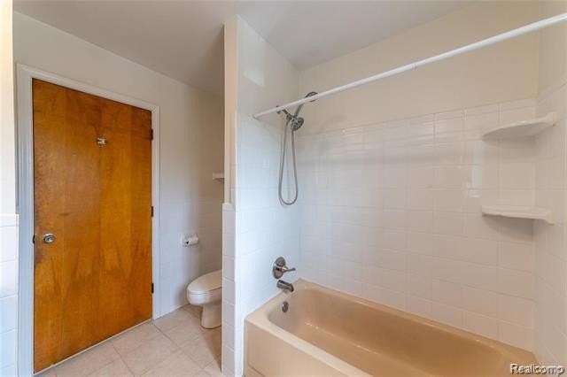 100 W Hickory Grove Rd #B3 - Photo 7 of 11