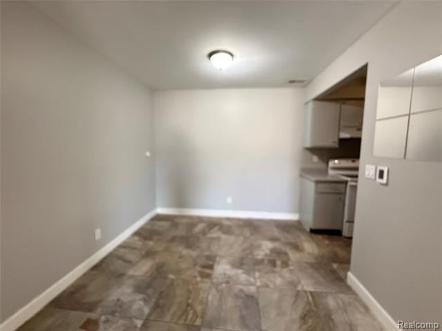 7624 Manor Cir - Photo 6 of 20