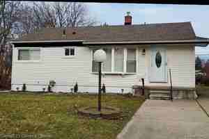 featured image of 32200 Fairchild St