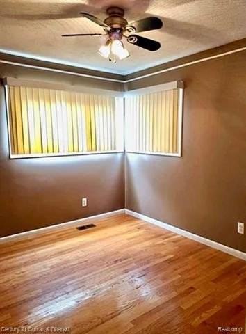 32200 Fairchild St - Photo 4 of 9