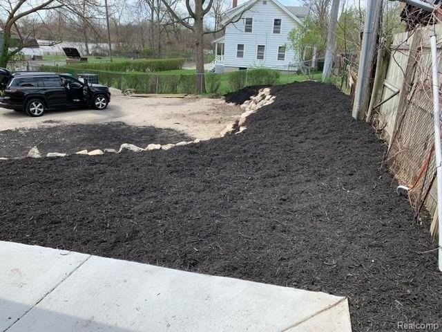 26 Wabash St #3 - Photo 4 of 12