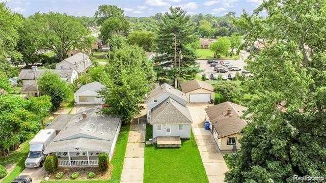 8676 Robindale Ave - Photo 2 of 22