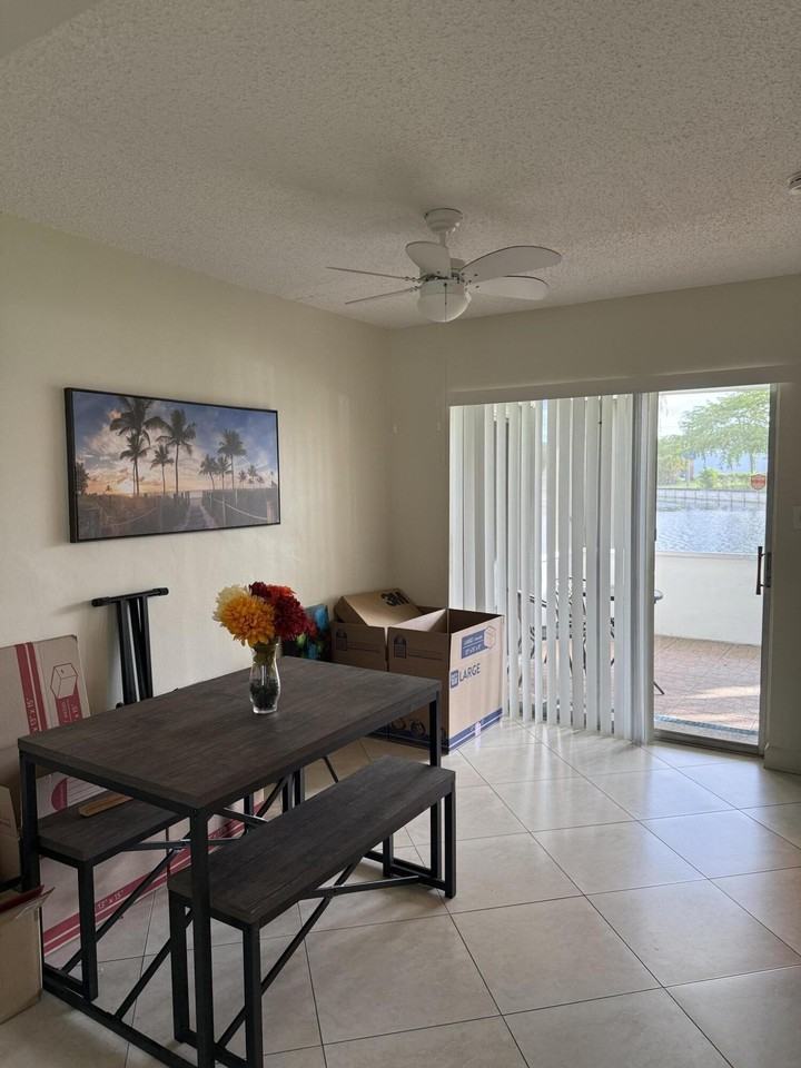 6808 Nw 70th St - Photo 5 of 21