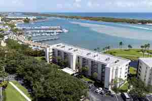 featured image of 200 Intracoastal Pl Apt 507