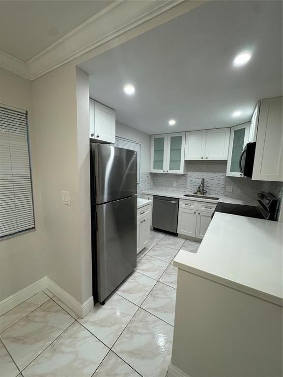 321 Newport V Unit 321 - Photo 4 of 20