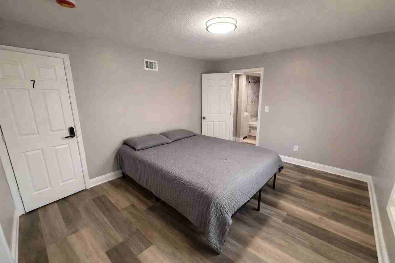 Park Ave - Photo 4 of 16