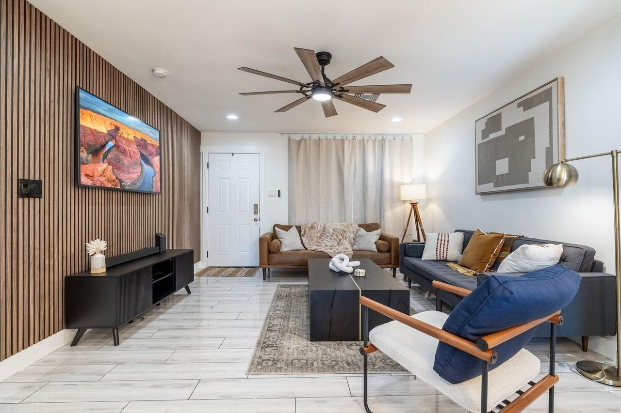 W Fairmount Ave - Photo 2 of 9