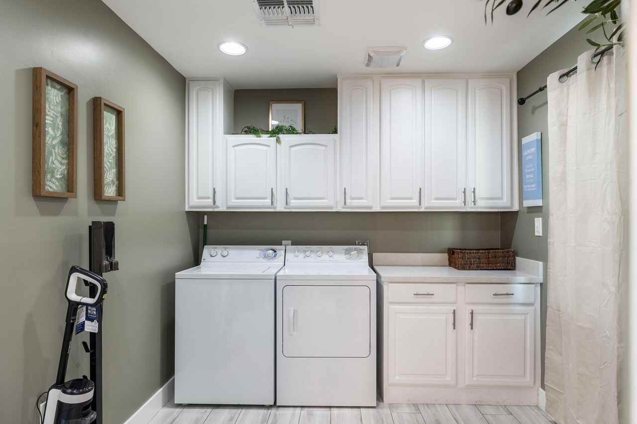 W Fairmount Ave - Photo 5 of 9