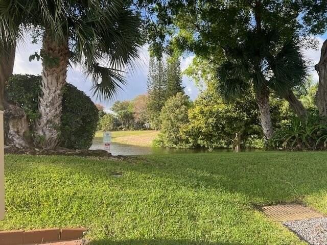 8597 Jade Dr Unit 102 - Photo 3 of 25