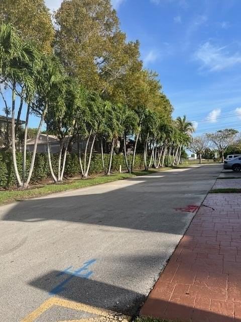 8597 Jade Dr Unit 102 - Photo 4 of 25