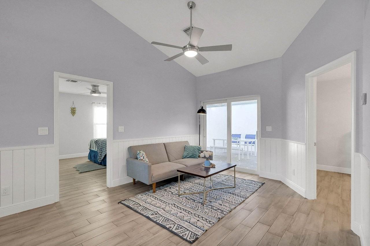 1176 Staghorn St - Photo 3 of 27