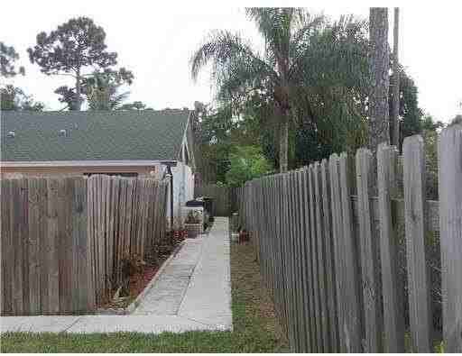 14118 Wellington Trce - Photo 2 of 3