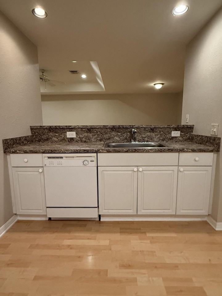 1739 N Dovetail Dr - Photo 5 of 12