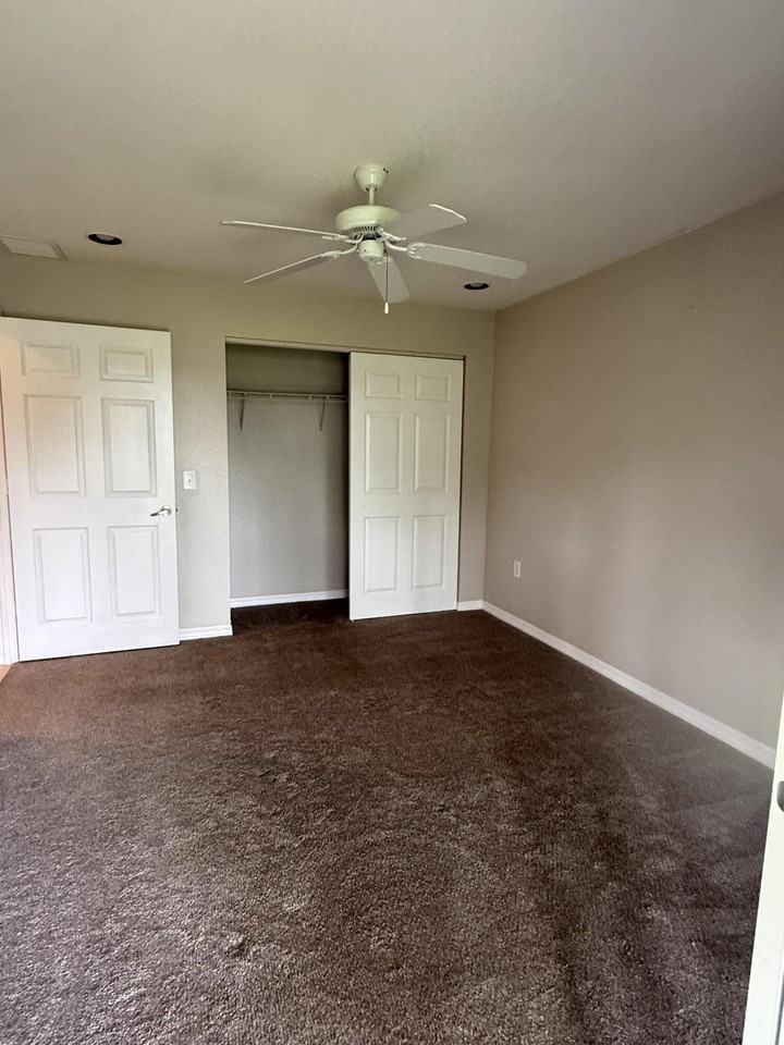 1739 N Dovetail Dr - Photo 6 of 12