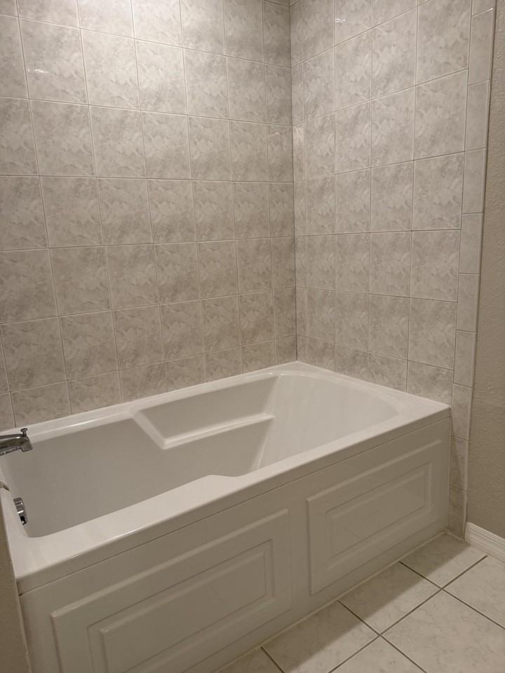 1739 N Dovetail Dr - Photo 7 of 12