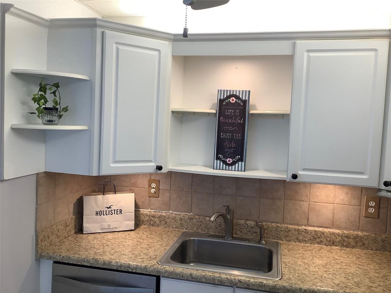 70 Normandy B - Photo 4 of 41