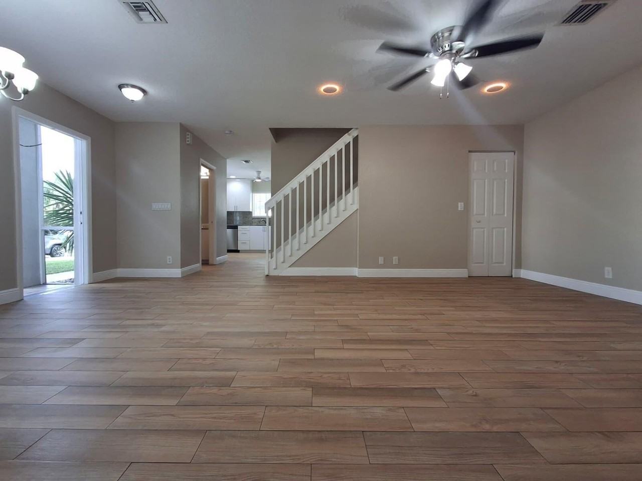 4723 Sw 14th St - Photo 7 of 28