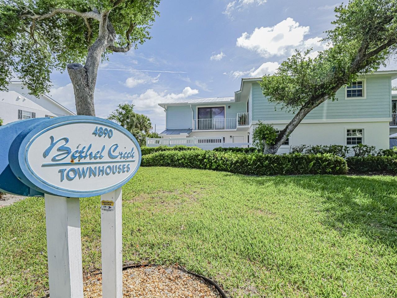 4890 Bethel Creek Dr Apt 5 - Photo 2 of 32