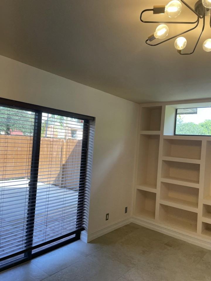 22976 Oxford Pl - Photo 7 of 50