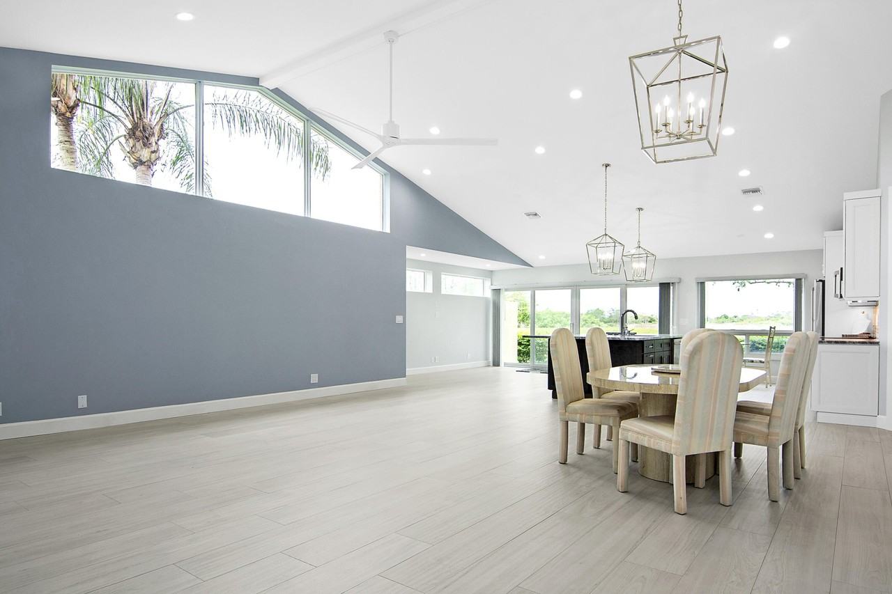 801 Sabal Palm Ln - Photo 3 of 25