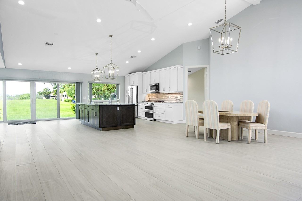 801 Sabal Palm Ln - Photo 4 of 25