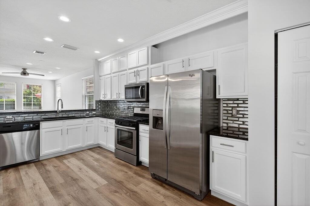 318 September St - Photo 3 of 29