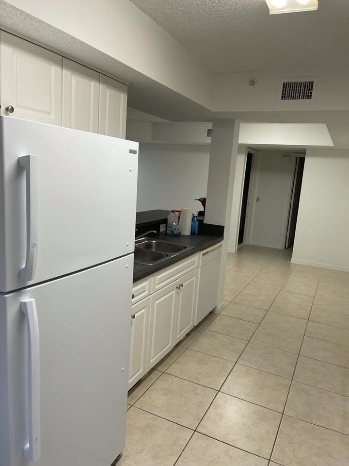 9640 Nw 2nd St #208 - Photo 6 of 18