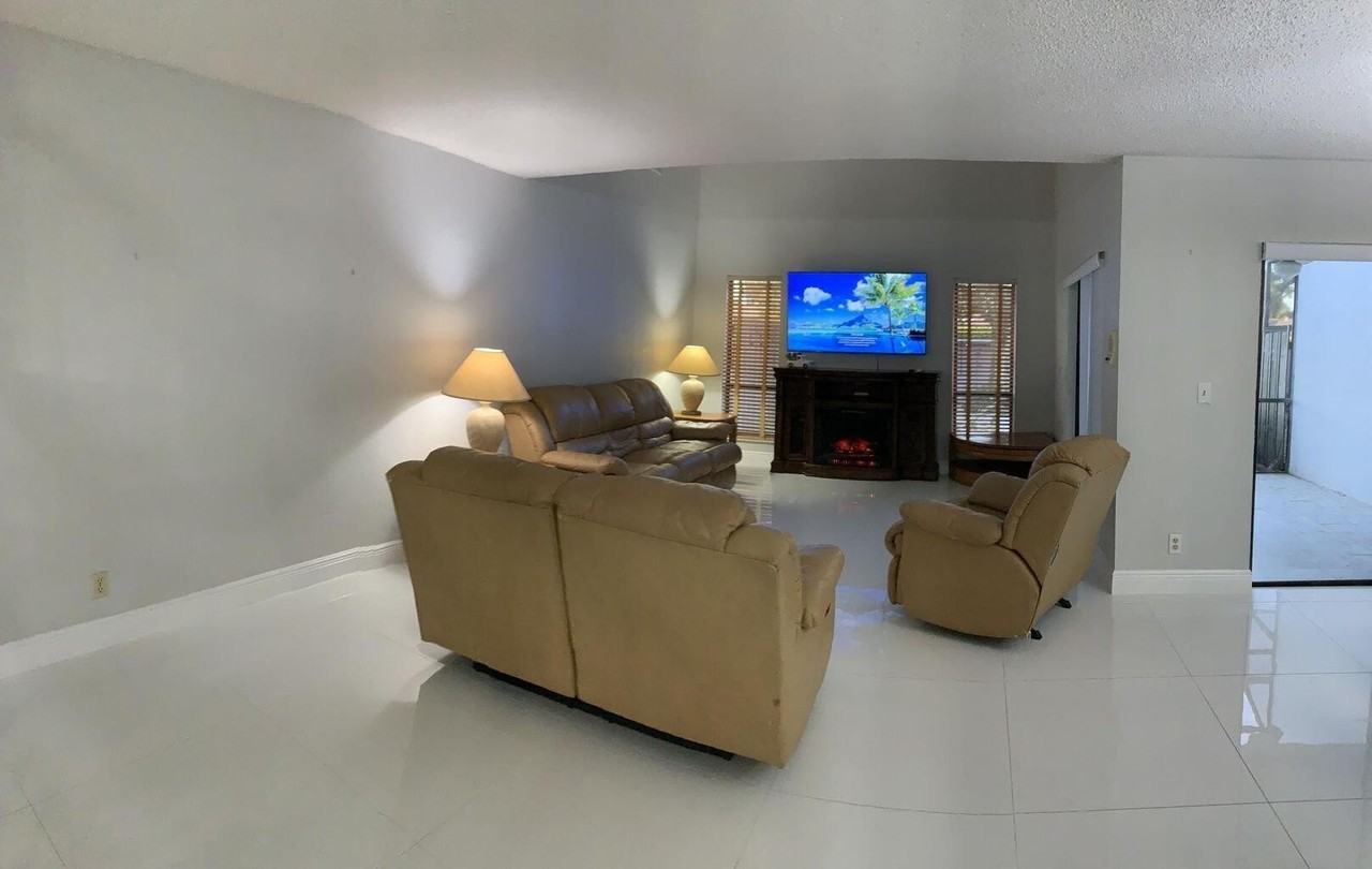 1494 White Pine Dr - Photo 2 of 13