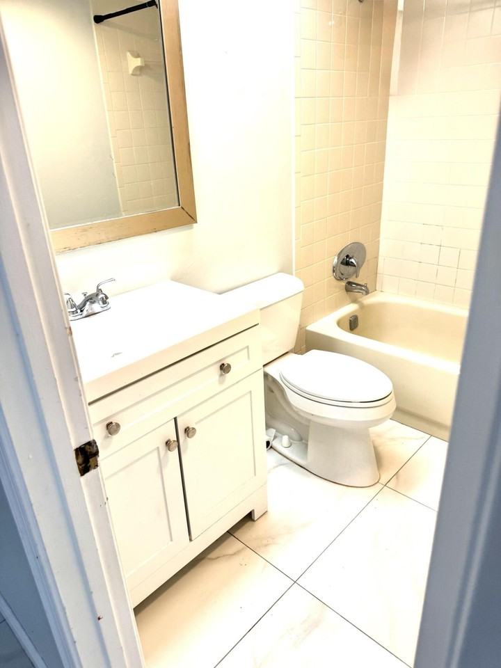 4121 Oak Terrace Dr - Photo 3 of 5