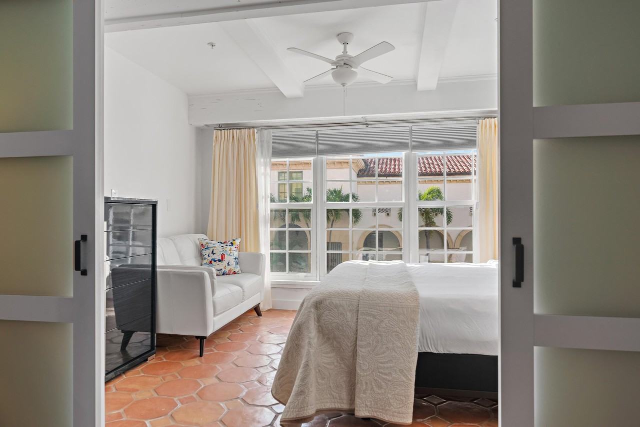 235 Sunrise Ave #1107-1108 - Photo 4 of 28