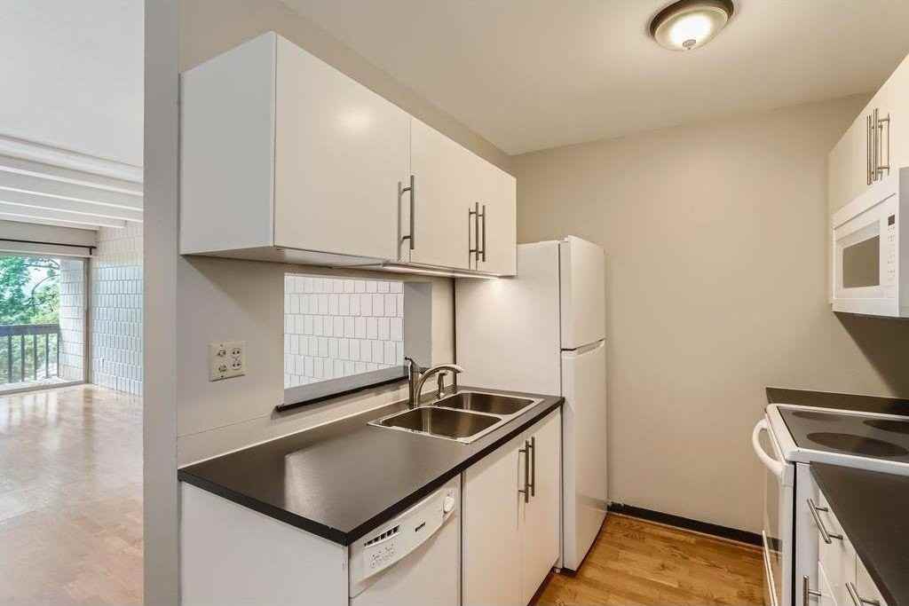 380 Ramsey St #6B - Photo 5 of 10