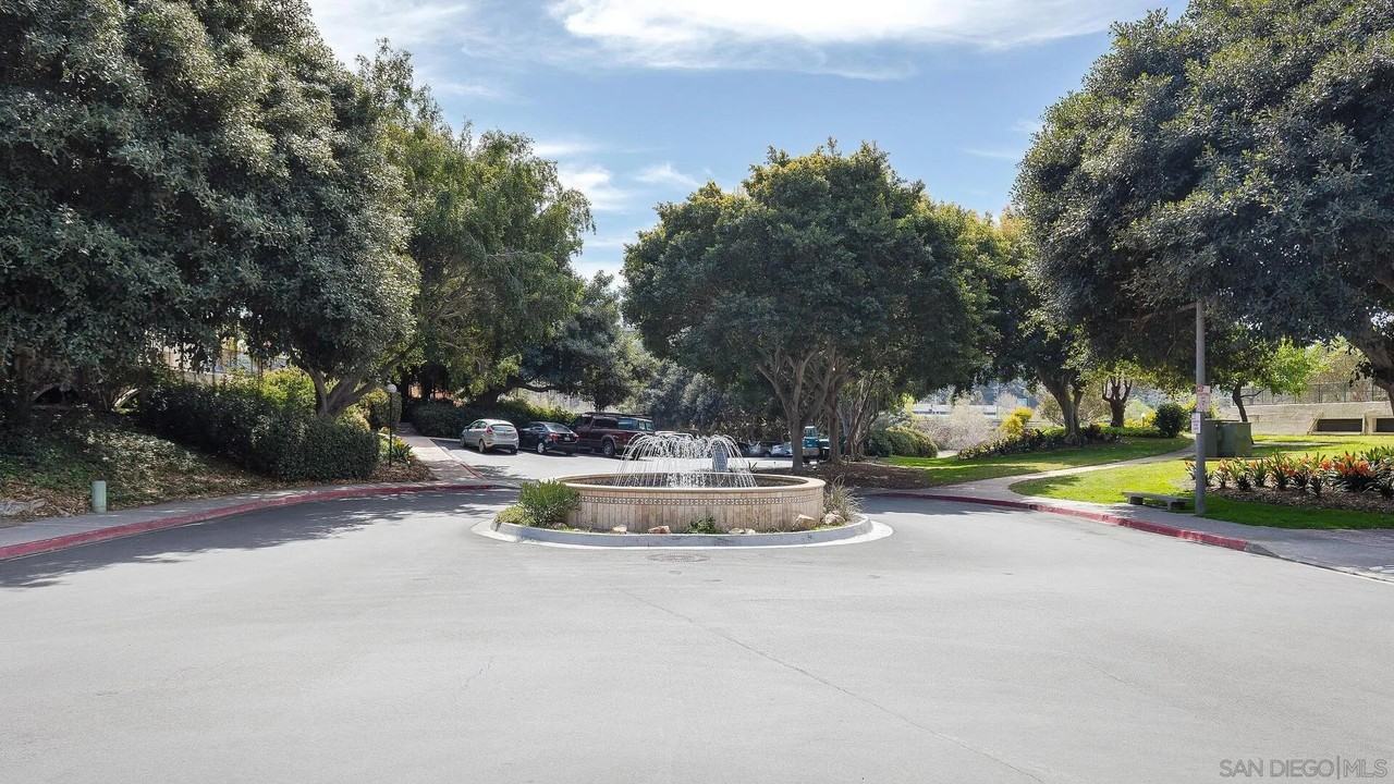 5765 Friars Rd Unit 176 - Photo 2 of 37