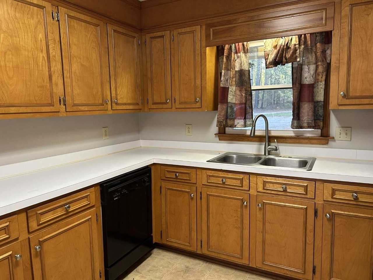 20 Amos Ct - Photo 5 of 27