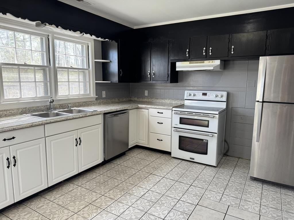 32460 Chincoteague Rd - Photo 2 of 16