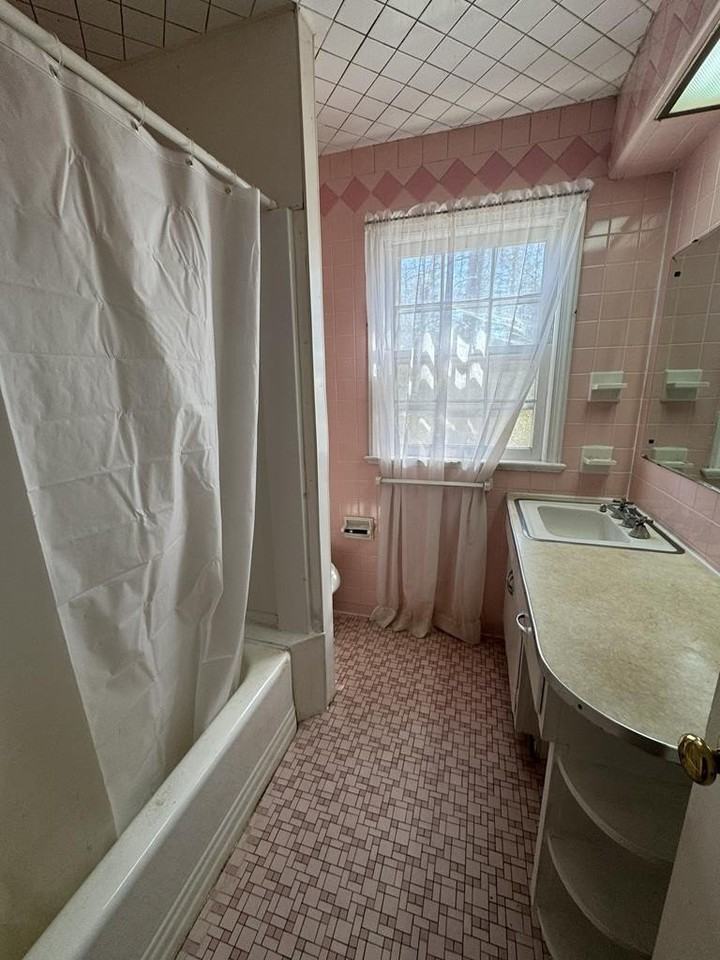 32460 Chincoteague Rd - Photo 7 of 16