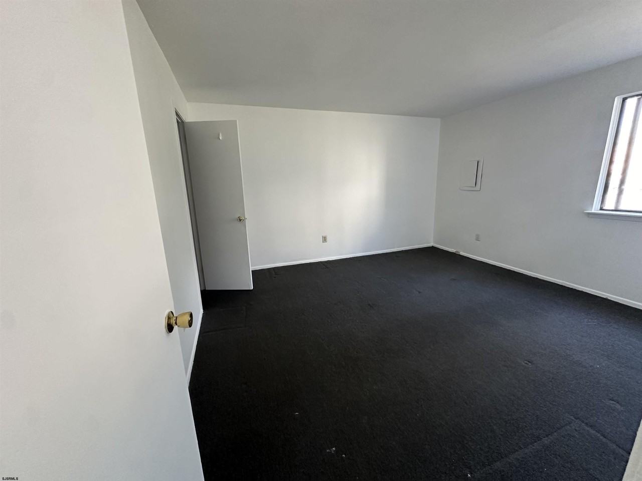 2734 Evergreen Ct - Photo 7 of 8