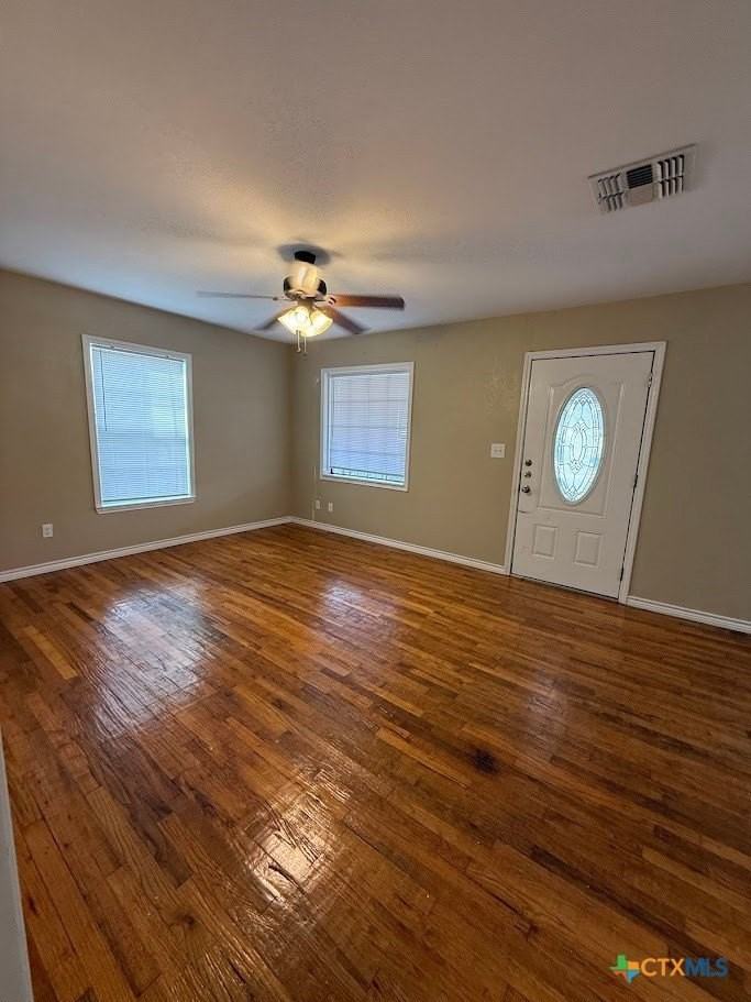 784 Samuels St - Photo 4 of 23