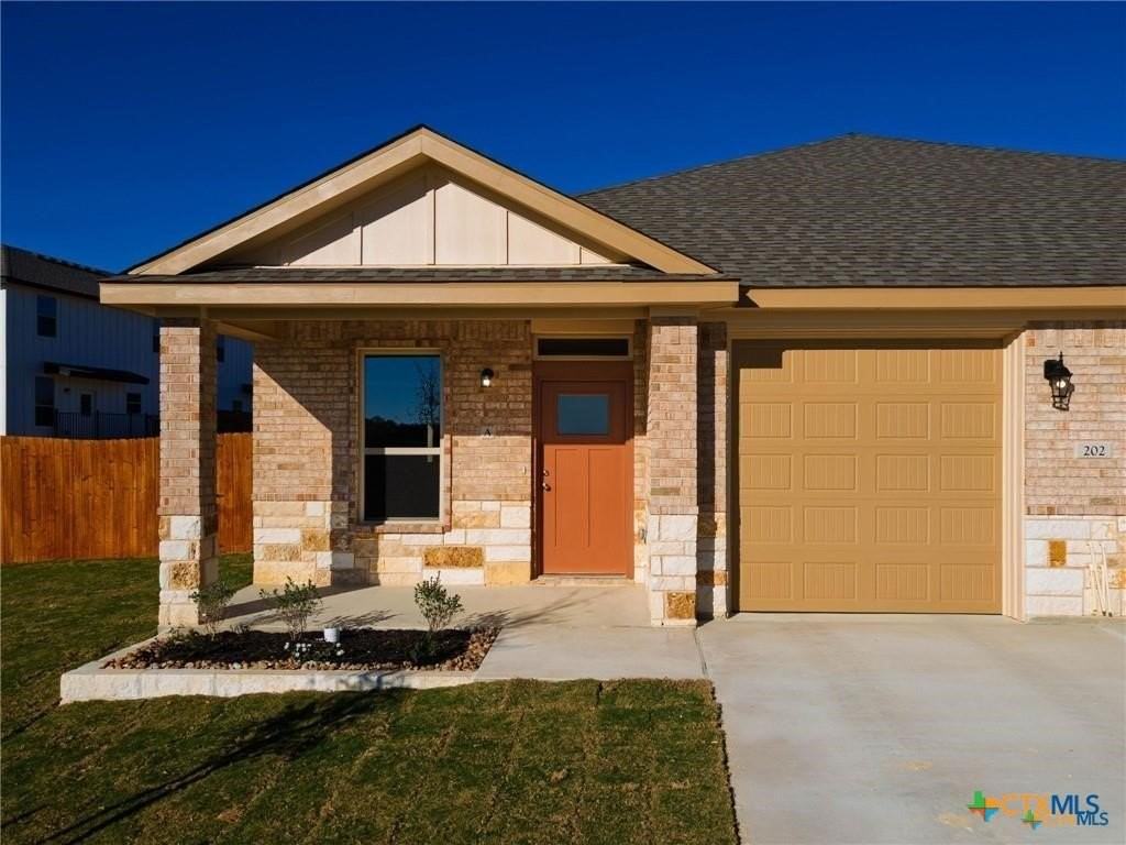 202 Adley Dr #B - Photo 3 of 13