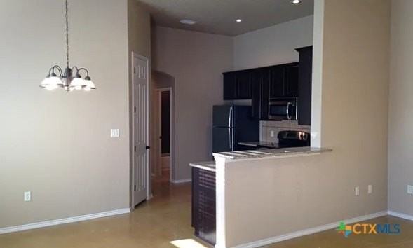 1055 Carolyn Cv - Photo 5 of 10