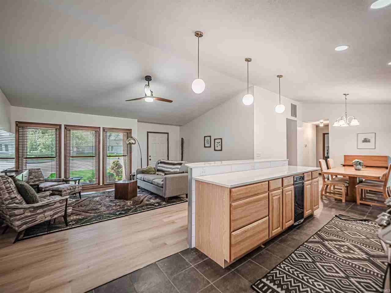 6166 River Bluff Dr - Photo 6 of 25